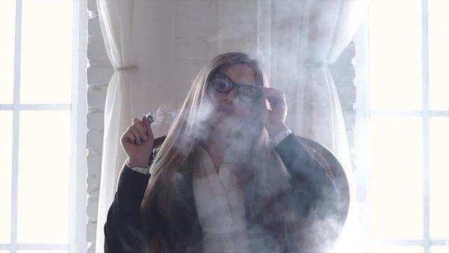 Průvodce 2025 jak vybrat aio elektronická cigareta pro začátečníky i pokročilé