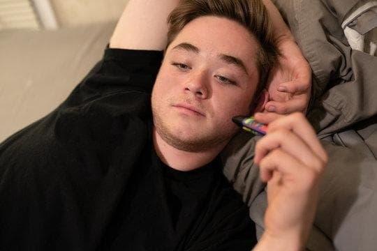 Jak vybrat elektronická cigareta sada – recenze, tipy a nejlepší nabídky pro rok 2025