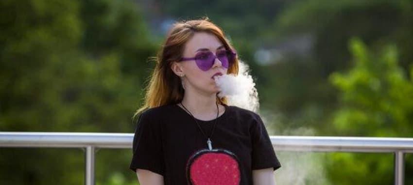 je elektronická cigareta škodlivá aneb kompletní průvodce riziky, mýty a závěry vědeckých studií