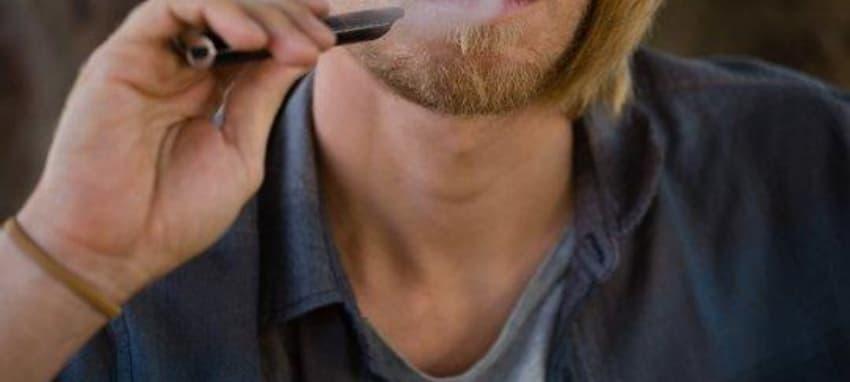 Aktuální průzkum co se vyfukuje z elektronicke cigarety a jaké látky dýcháme