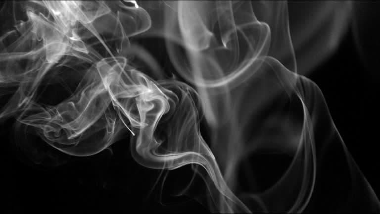 Praktické rady proč se elektronická cigareta dlouho nabíjí a jak zlepšit nabíjení