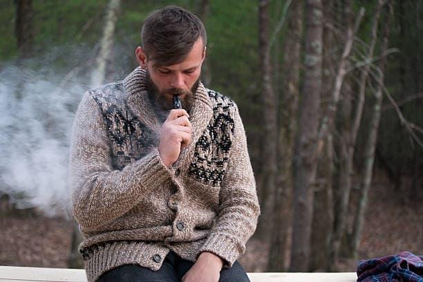 e cigareta vs klasická — Porovnání výhod, nevýhod a vlivu na zdraví