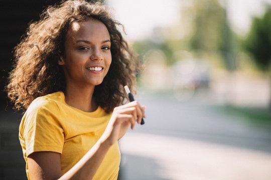 Co znamená zákaz elektronických cigaret pro prodejce a uživatele v České republice