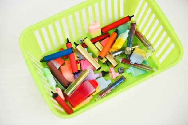 co vše se dá nalít do e cigarety a jak vybrat náplň, příchuť a bázi pro bezpečné vapování