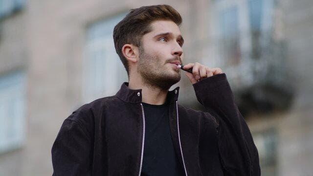 Praktický návod pro začátečníky jak bezpečně a snadno ako si vyskladat e cigaretu